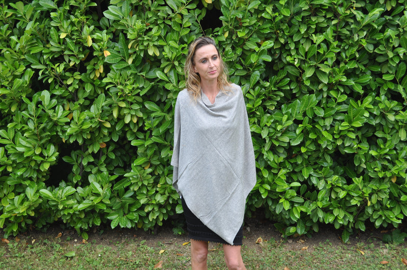 Light grey with a hint of beige authentic nepalese pashmina poncho